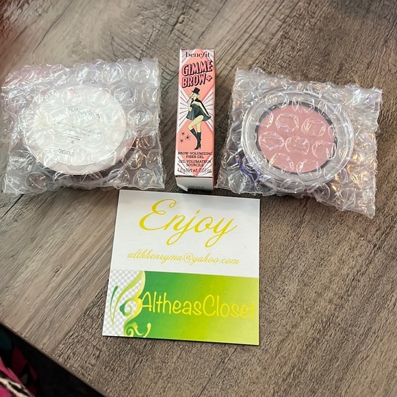 MAKEUP Bundle - Picture 6 of 7